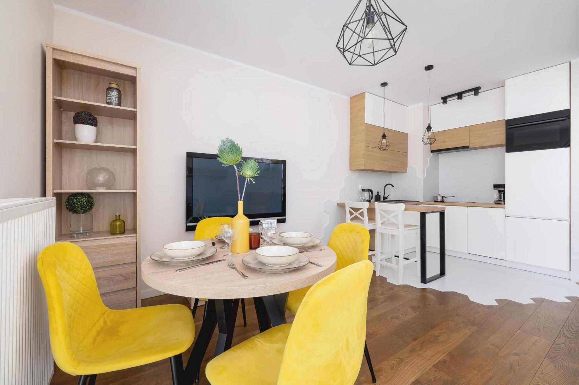 Przytulny Apartament Na Wroclawskiej Z Parkingiem W Krakowie By Noclegi Renters Cracóvia Exterior foto