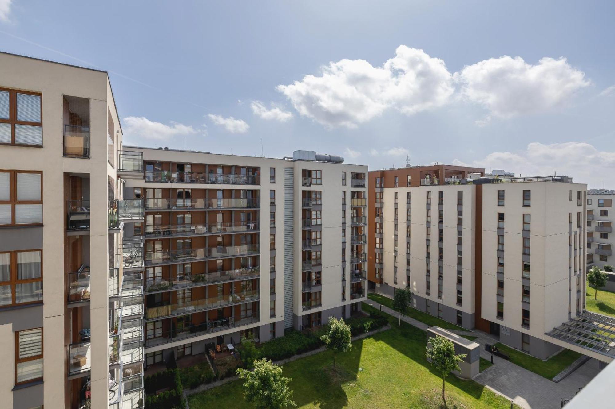 Przytulny Apartament Na Wroclawskiej Z Parkingiem W Krakowie By Noclegi Renters Cracóvia Exterior foto